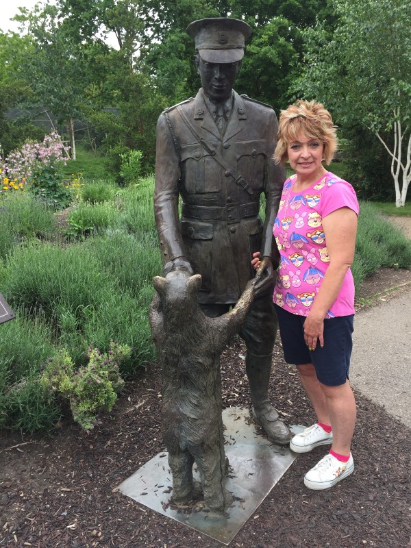 Visited the statue of Lt Colbourn at the London Zoo.